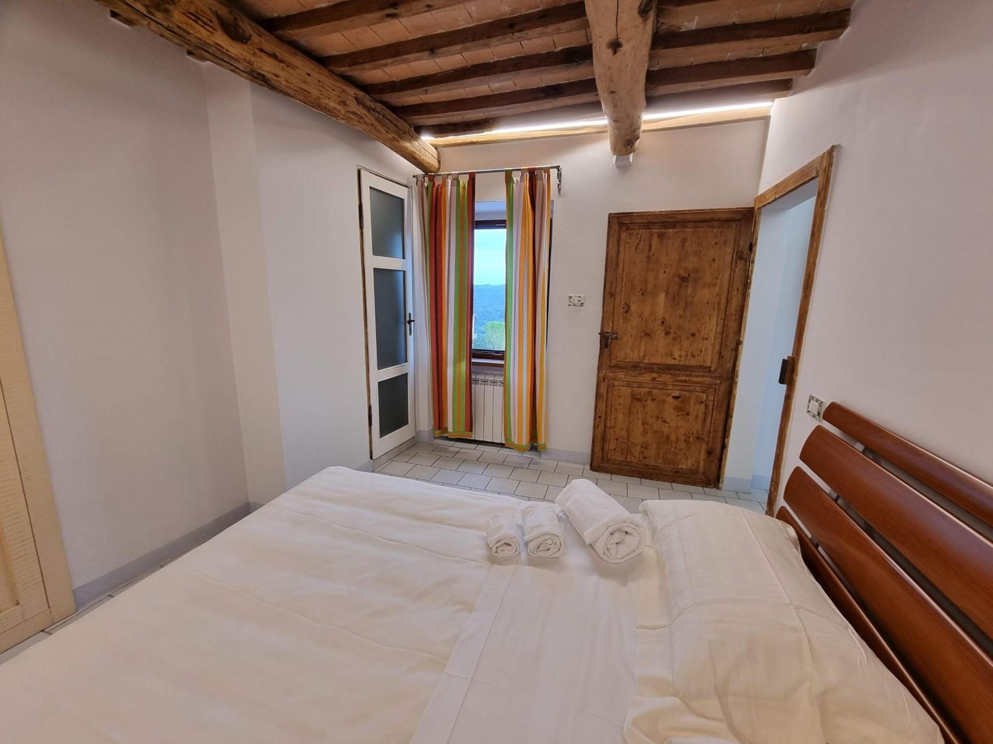 Bed & Basta Hotel Allerona Exterior photo